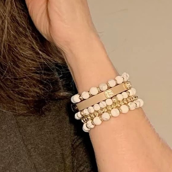 NWT VEGAN TAUPE LEATHER MERLIN BRACELET WITH BLING - Picture 3 of 13